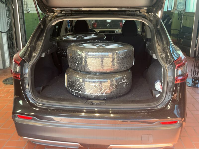 Nissan Qashqai 1.3 DIG-T N-Connecta 2020 – снимка 16
