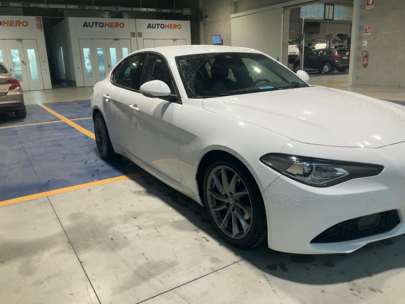 Alfa Romeo Giulia 2.2 JTDM Super — zdjęcie 8