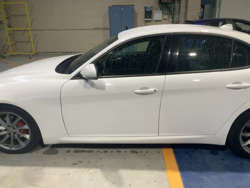 Alfa Romeo Giulia 2.2 JTDM Super — zdjęcie 4