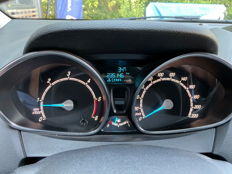 Ford B-Max 1.6 TDCi Titanium — zdjęcie 4