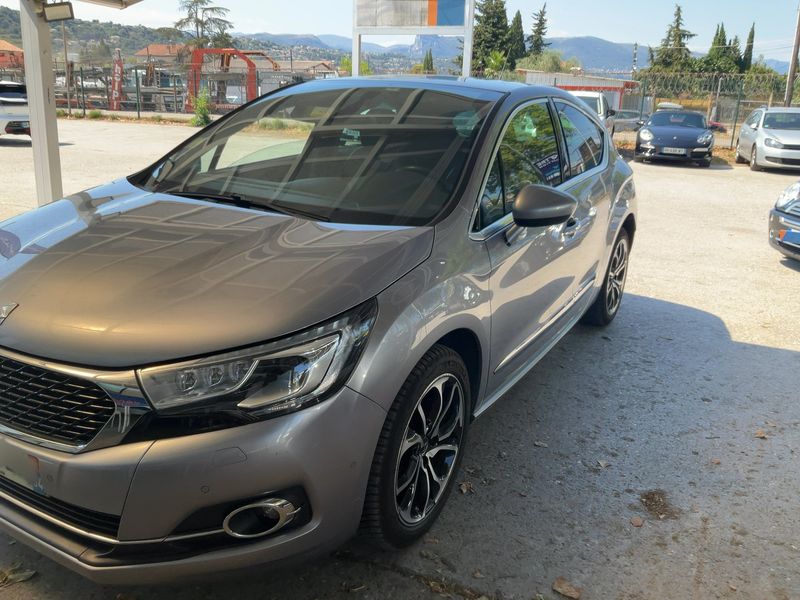 DS Automobiles DS4 1.6 Blue-HDi SportChic — zdjęcie 2
