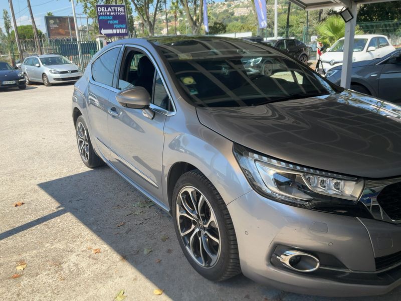 DS Automobiles DS4 1.6 Blue-HDi SportChic — zdjęcie 8