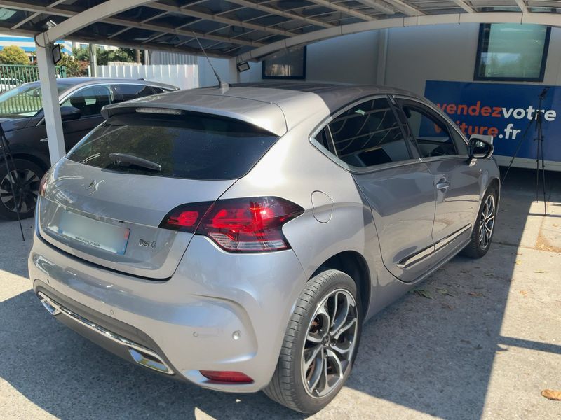 DS Automobiles DS4 1.6 Blue-HDi SportChic — zdjęcie 6