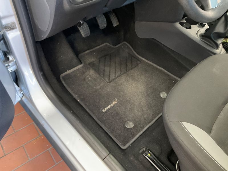 Dacia Sandero 0.9 TCe Stepway Ambiance 2013 – снимка 42