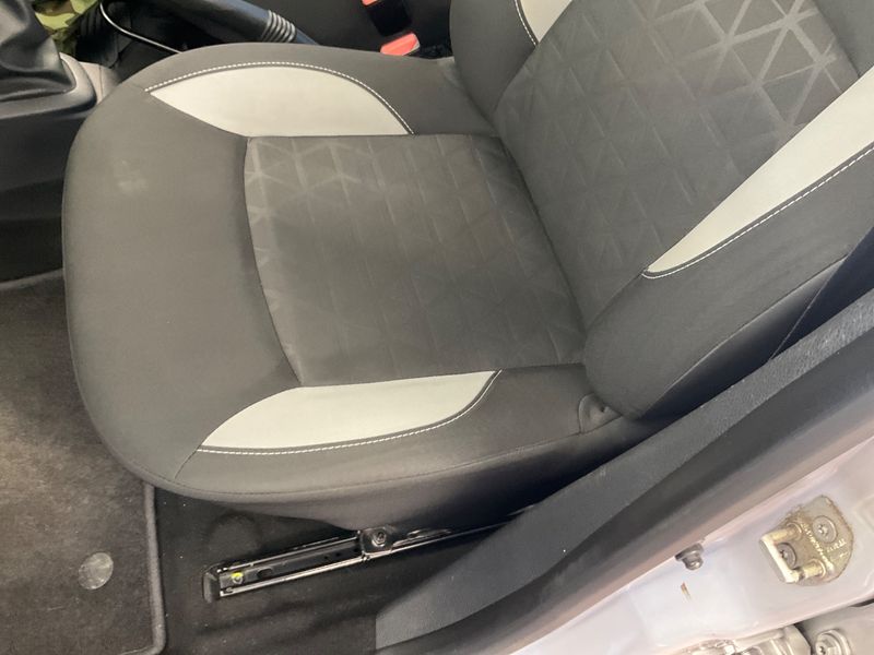 Dacia Sandero 0.9 TCe Stepway Ambiance 2013 – снимка 40