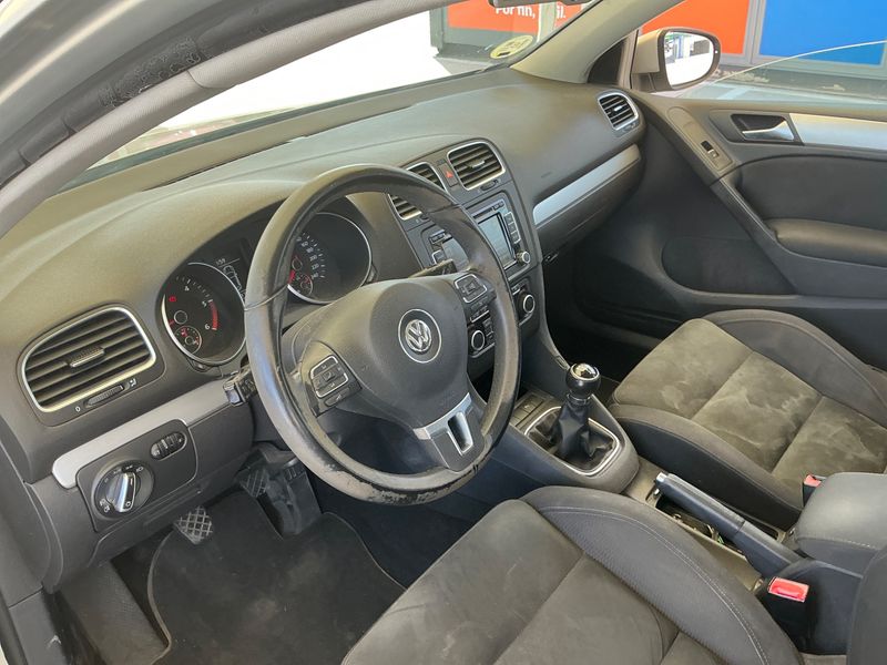Volkswagen Golf VI 1.6 TDI Sport 2012 – снимка 23