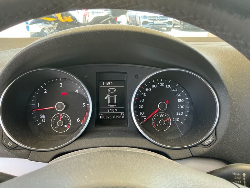 Volkswagen Golf VI 1.6 TDI Sport 2012 – снимка 18