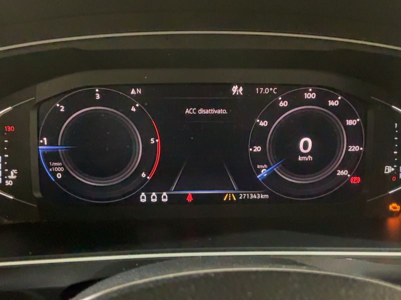 Volkswagen Tiguan 1.6 TDI Sport BlueMotion Tech — zdjęcie 13