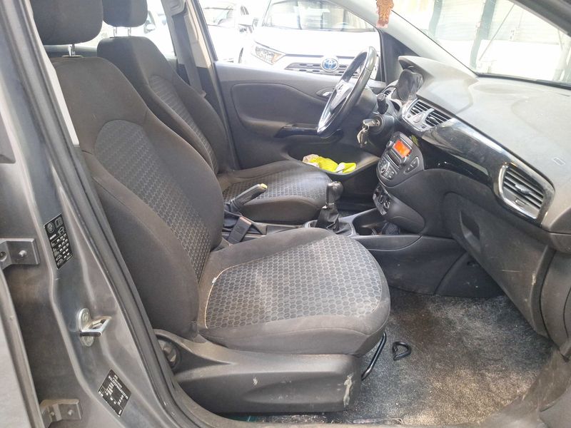 Opel Corsa 1.4 Edition 2015 – снимка 10