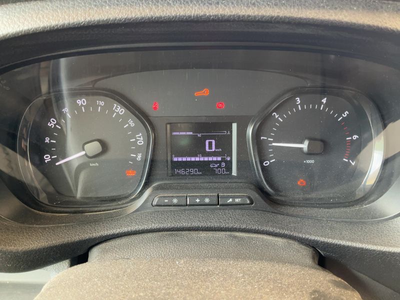 Peugeot Expert 1.5 Blue-HDi Pro L2 — zdjęcie 13