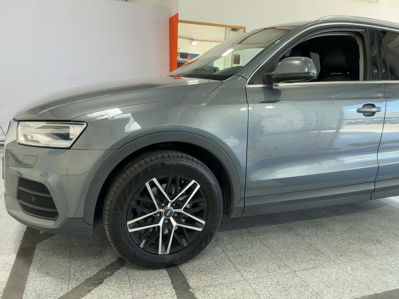 Audi Q3 2.0 TDI — zdjęcie 2