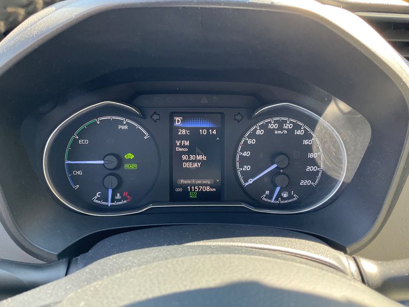 Toyota Yaris 1.5 Hybrid Active 2019 – снимка 18