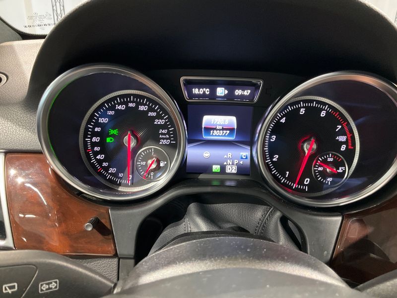 Mercedes-Benz GLE-Klasse GLE 400 4Matic AMG Line — zdjęcie 13