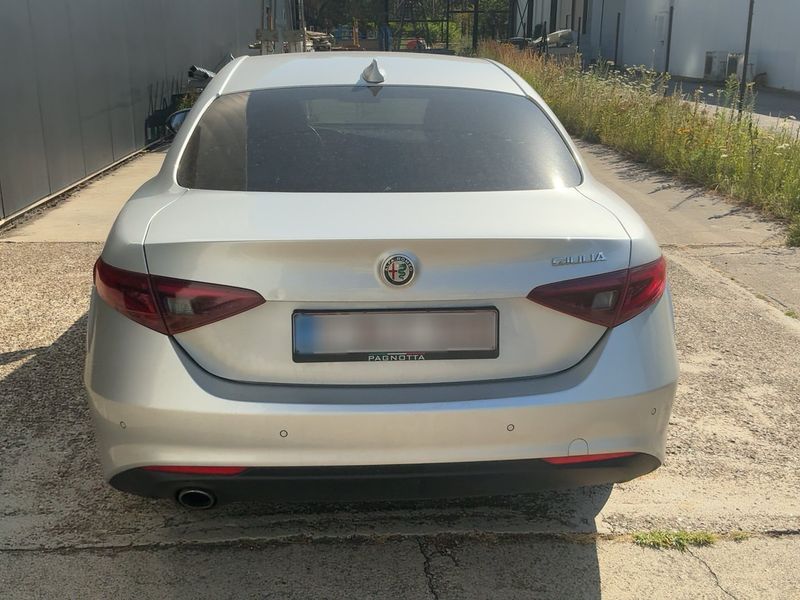Alfa Romeo Giulia 2.2 JTDM 2017 – снимка 7