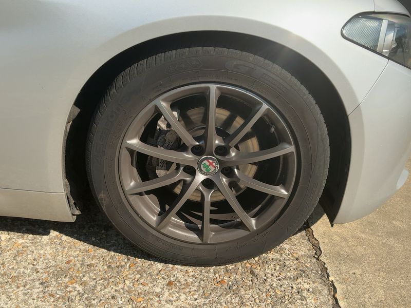 Alfa Romeo Giulia 2.2 JTDM 2017 – снимка 11