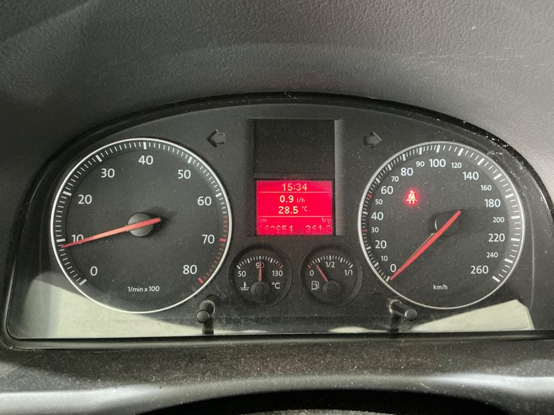 Volkswagen Touran 1.6 Trendline 2005 – снимка 4