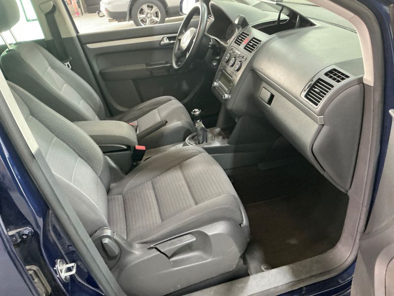 Volkswagen Touran 1.6 Trendline 2005 – снимка 3