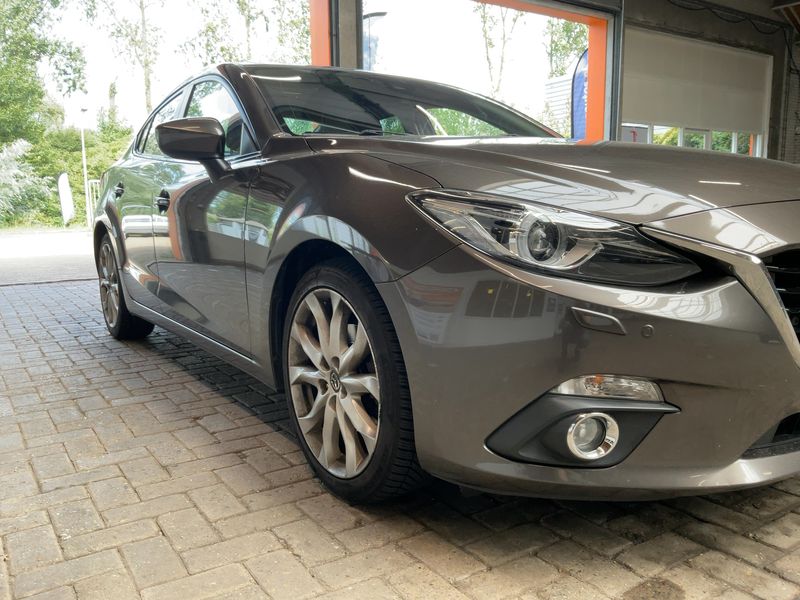 Mazda 3 2.2 Turbodiesel Attraction 2015 – снимка 12