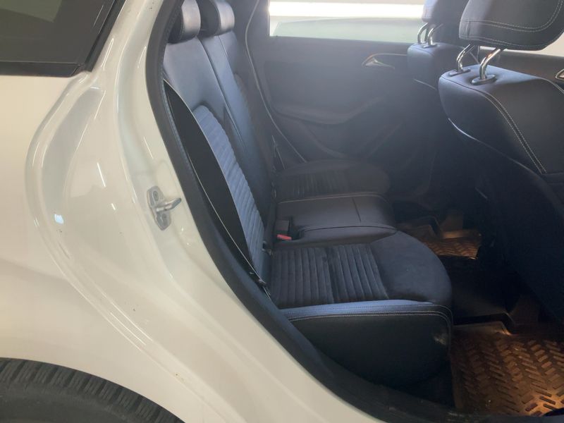 Mercedes-Benz B-Klasse B 200 CDI AMG Line 2017 – снимка 19
