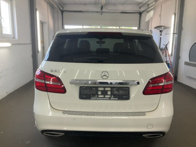 Mercedes-Benz B-Klasse B 200 CDI AMG Line 2017 – снимка 7