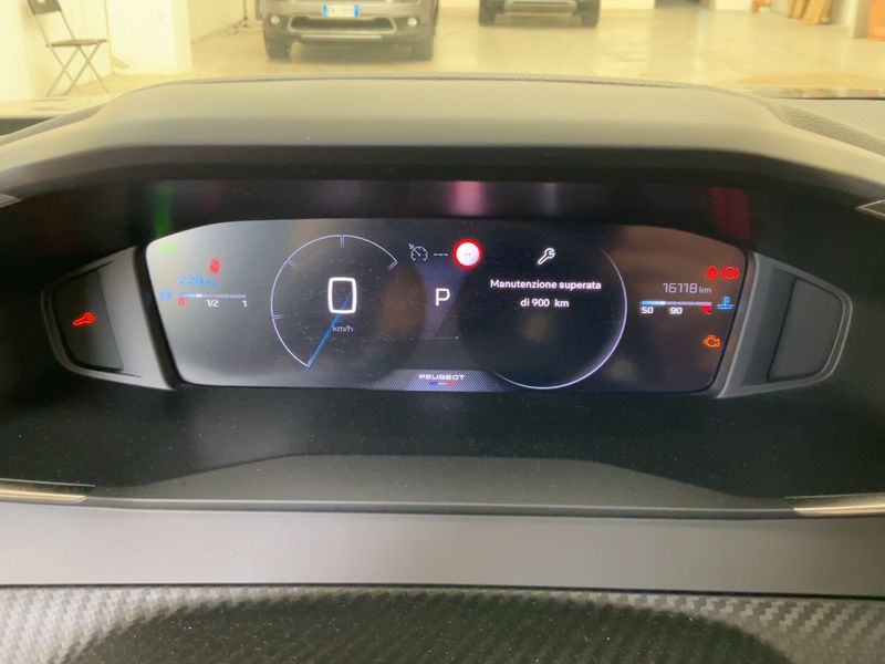 Peugeot 2008 1.2 Mild-Hybrid Allure — zdjęcie 13
