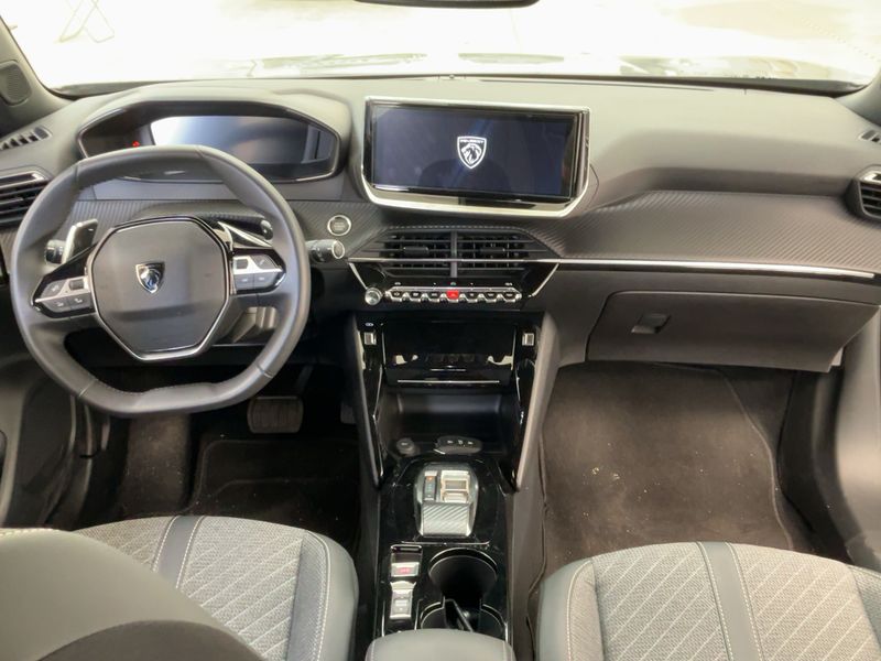 Peugeot 2008 1.2 Mild-Hybrid Allure — zdjęcie 12
