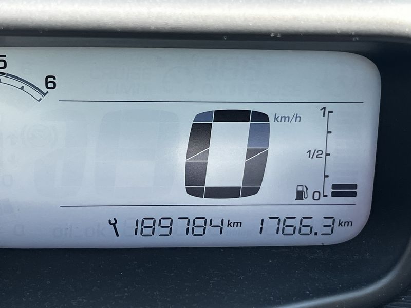 Citroen C3 Picasso 1.6 Blue-HDi Exclusive — zdjęcie 12