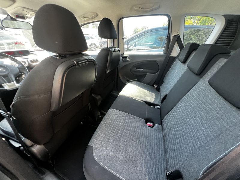 Citroen C3 Picasso 1.6 Blue-HDi Exclusive — zdjęcie 13