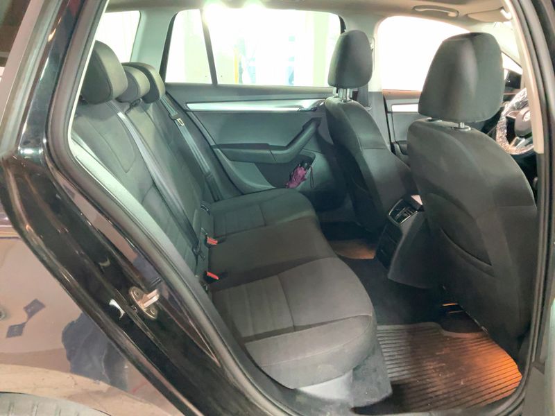 Skoda Octavia 1.6 TDI Style 2017 – снимка 19