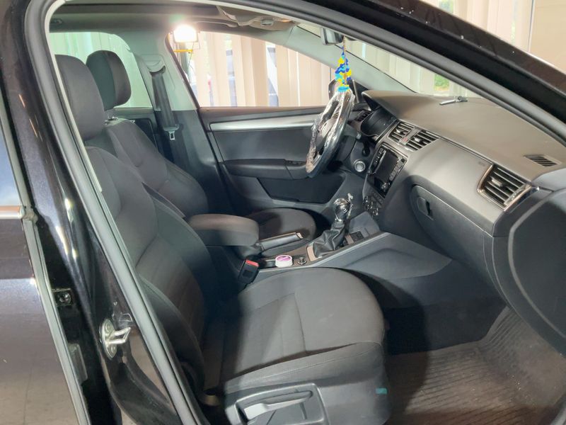 Skoda Octavia 1.6 TDI Style 2017 – снимка 16
