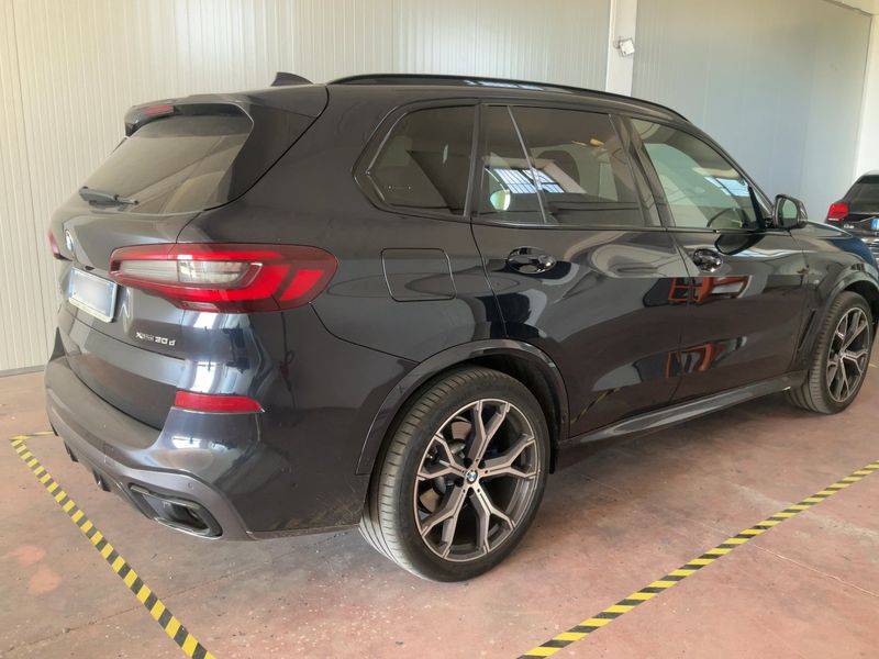 BMW X5 xDrive 30d Mild-Hybrid M Sport — zdjęcie 6