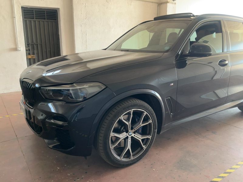 BMW X5 xDrive 30d Mild-Hybrid M Sport — zdjęcie 2