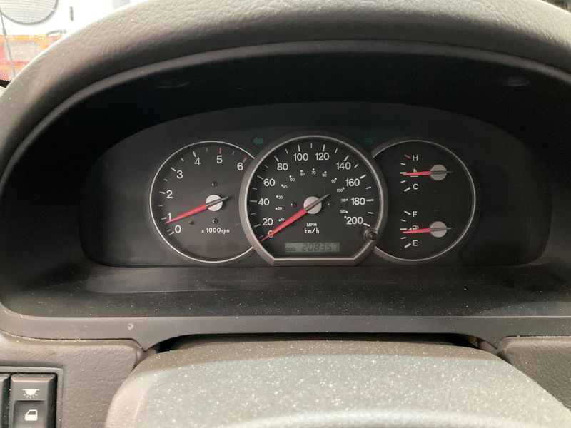 Kia Carnival 2.9 CRDi LX — zdjęcie 13