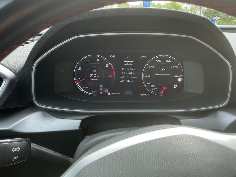 Seat Leon 2.0 TDI FR — zdjęcie 13