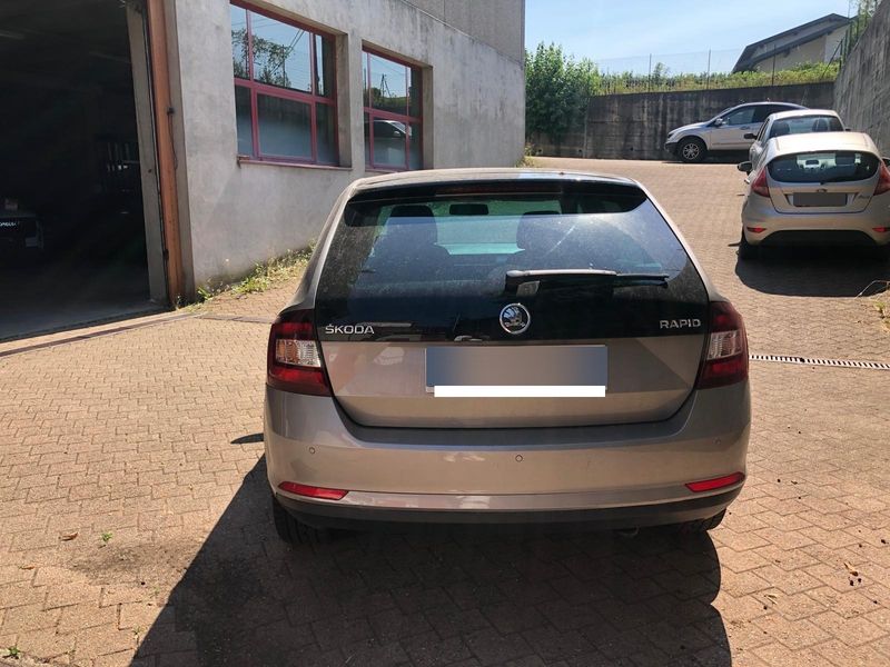 Skoda Rapid Spaceback 1.4 TSI Ambition — zdjęcie 4