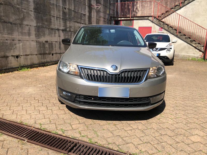 Skoda Rapid Spaceback 1.4 TSI Ambition — zdjęcie 7