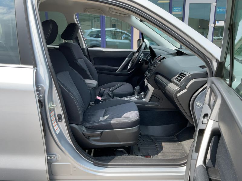 Subaru Forester 2.0 Active — zdjęcie 11