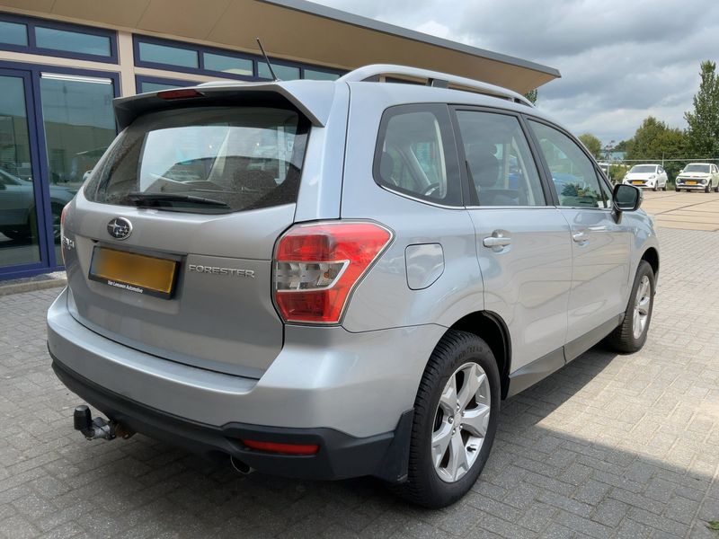 Subaru Forester 2.0 Active — zdjęcie 6