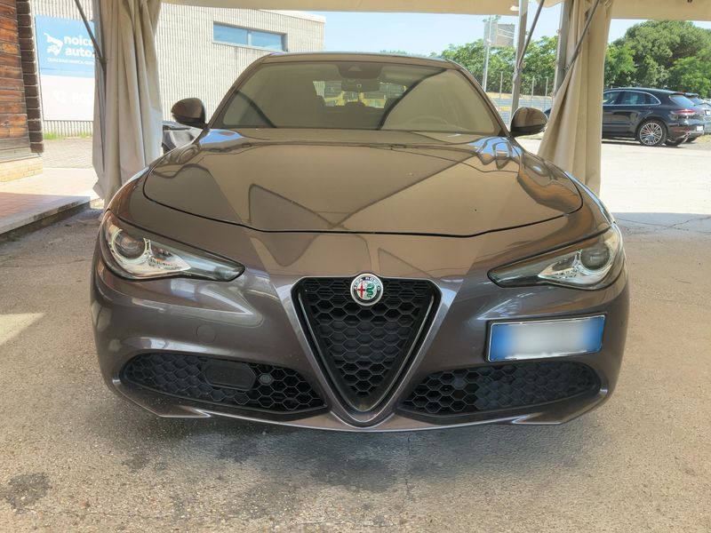 Alfa Romeo Giulia 2.2 JTDM Sprint — zdjęcie 9