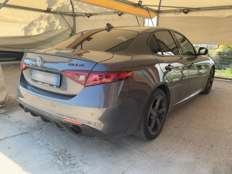 Alfa Romeo Giulia 2.2 JTDM Sprint — zdjęcie 6