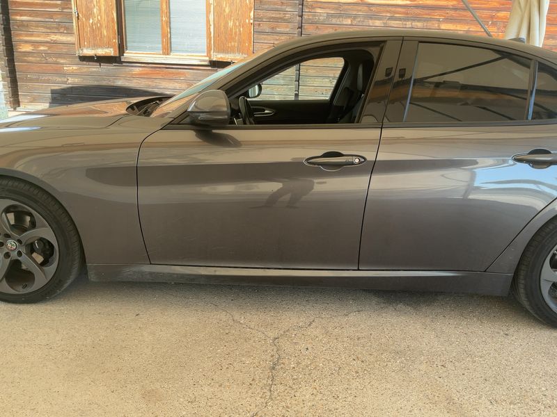 Alfa Romeo Giulia 2.2 JTDM Sprint — zdjęcie 4