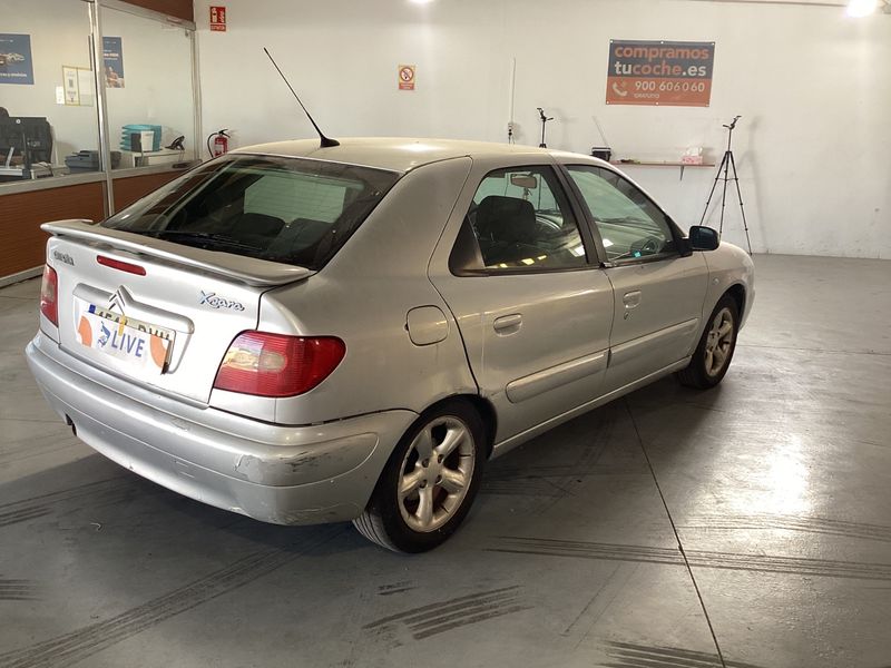 Citroen Xsara 1.6 Exclusive — zdjęcie 2