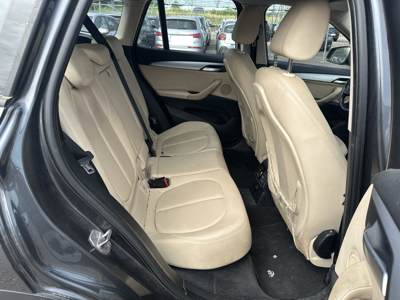 BMW X1 sDrive 18d Advantage — zdjęcie 14