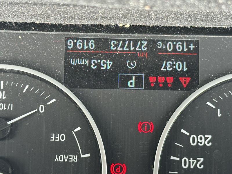 BMW X1 sDrive 18d Advantage — zdjęcie 12