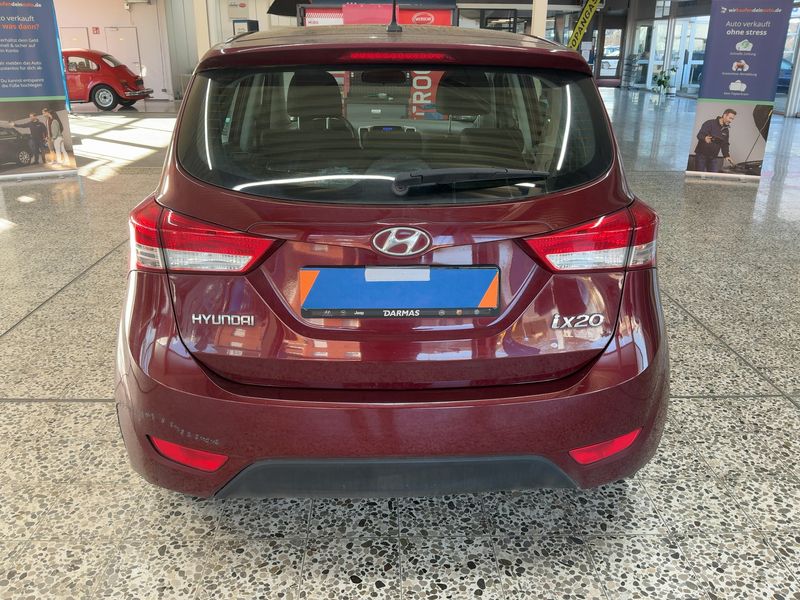 Hyundai ix20 1.4 CRDi Classic Blue — zdjęcie 5