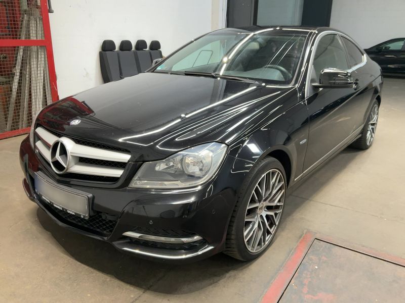 Mercedes-Benz C-Klasse C 180 CGI BlueEfficiency