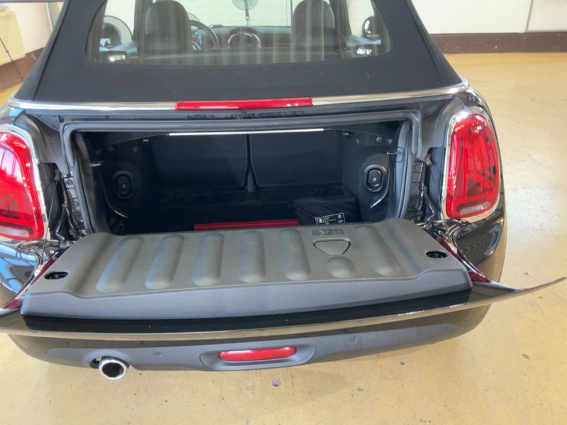MINI Cabrio Cooper — zdjęcie 10