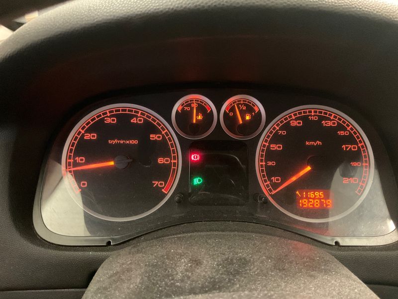 Peugeot 307 1.6 X Line 2004 – снимка 4