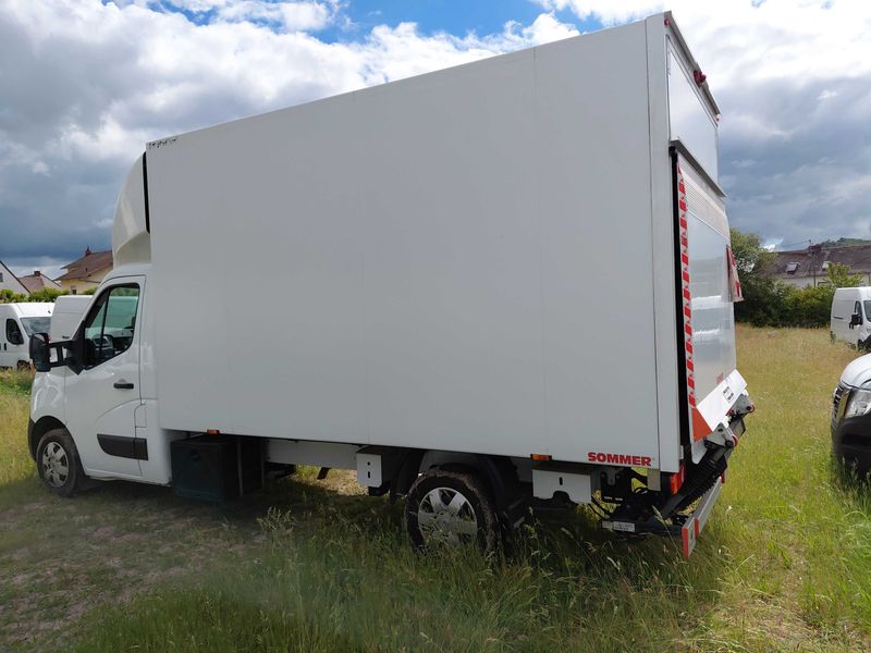 Nissan Interstar 2.3 dCi L3H1 3,5t N-Connecta FWD — zdjęcie 3