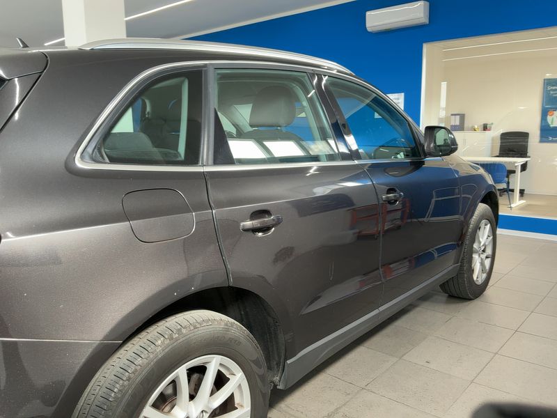 Audi Q5 2.0 TDI quattro 2012 – снимка 10